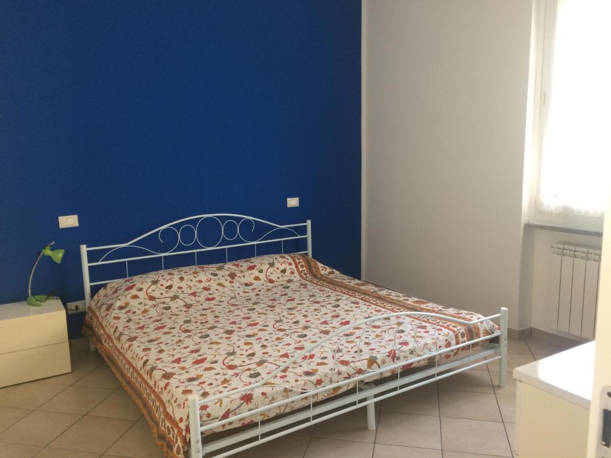 A Casa Di Nonna Luciana - Trilocale Con Giardino Apartment Ceriale Ngoại thất bức ảnh